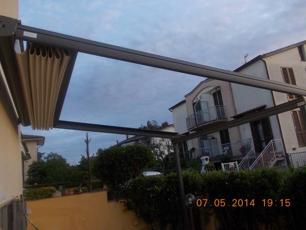 Tende a pergola guasticce realizzazione emmegi infissi livorno