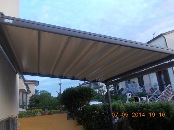 Tende a pergola guasticce realizzazione emmegi infissi livorno